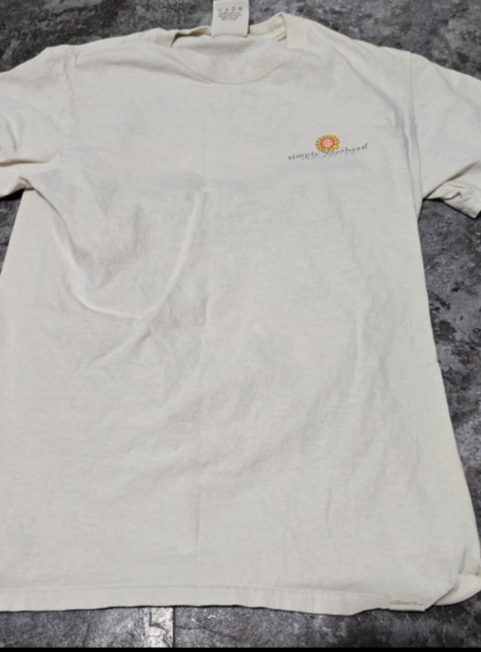Simply Southern It's a Good Day to Be Happy Hippie Style T-shirt Size Small